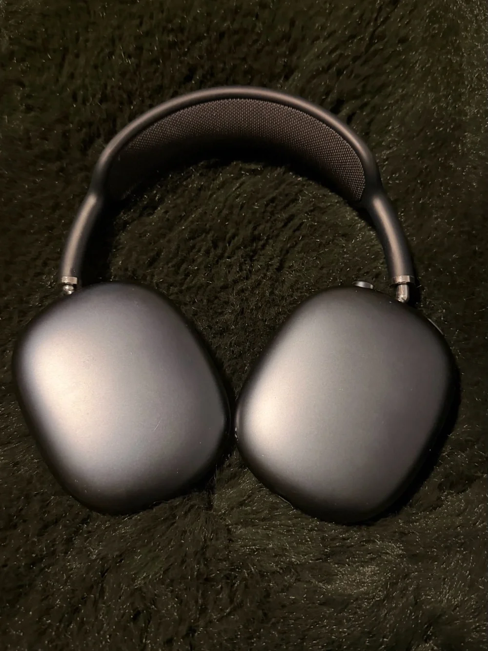 Apple AirPods Max Over-Ear Headphones - Gray